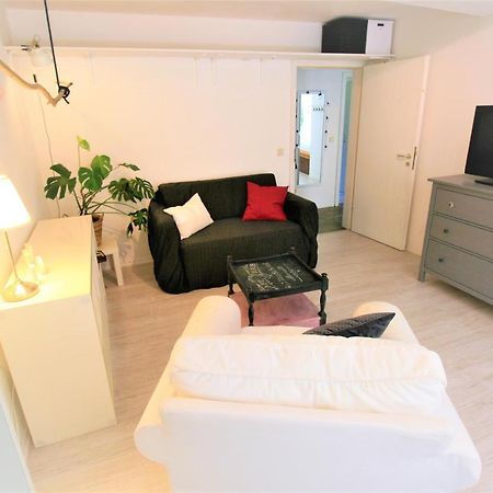 Zentrale Ferienwohnung „Treibholz“ Im Sonnenblumenhaus فلنسبورغ المظهر الخارجي الصورة