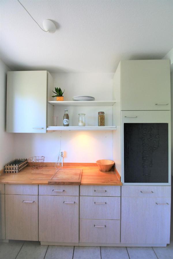 Zentrale Ferienwohnung „Treibholz“ Im Sonnenblumenhaus فلنسبورغ المظهر الخارجي الصورة